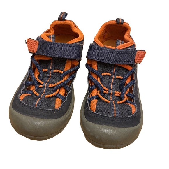OshKosh B’gosh Pumba 2- B Blue and Orange Slip On Hook and Loop Shoes. - Picture 2 of 6